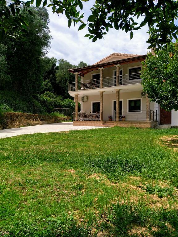Villa Dimitris Парга Екстериор снимка